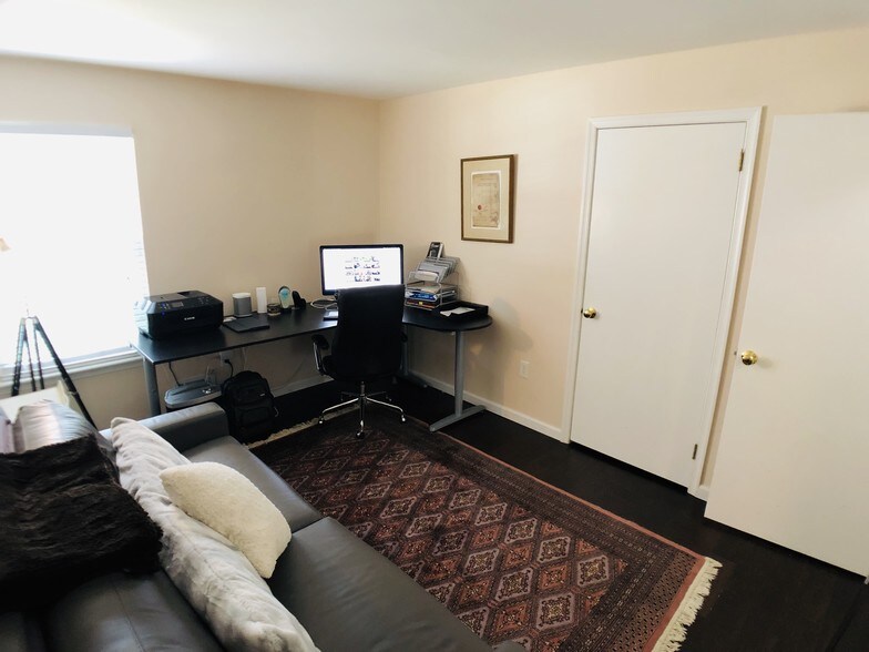 2nd Bedroom - 2501 Vroom Dr