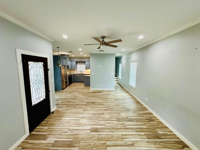 Building Photo - 2622 Hughey Dr