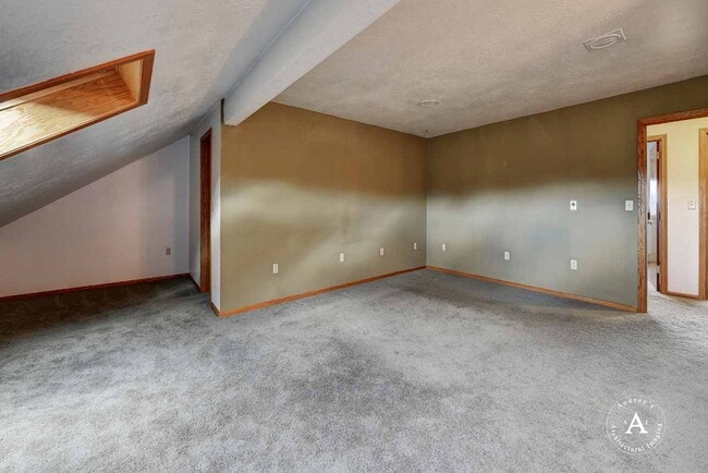 Building Photo - Pet Friendly 5 Bed, 3 Bath, Single Family Home W/ Attached Two Car Garage, Big Yard on corner lot...