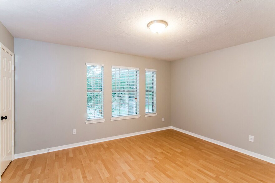 Building Photo - 18930 Forest Trace Dr