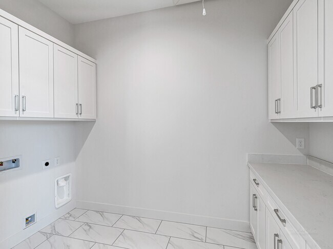 Building Photo - 1207 Tabor St