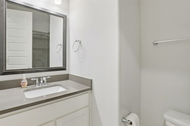 Building Photo - 6209 Verbena Ln