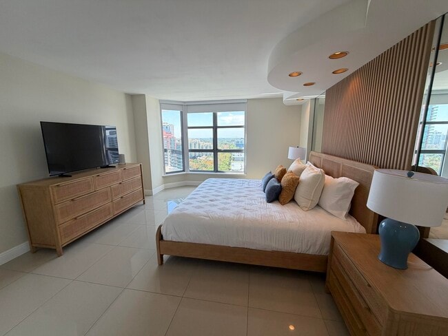 Building Photo - 3530 Mystic Pointe Dr