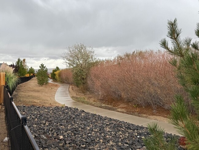 Building Photo - Beautiful single story Toll Brothers Home in The Prestiges Stonebrook Community