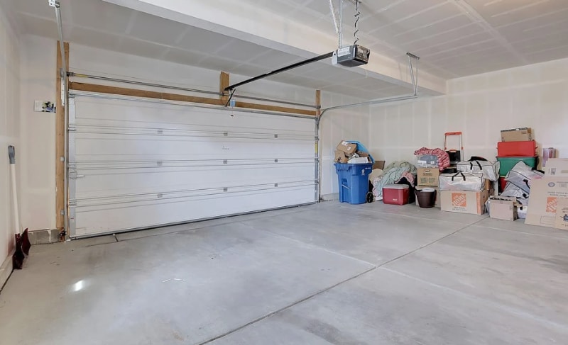 Building Photo - 16818 E 119th Ave