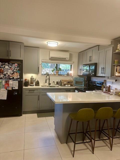 Building Photo - 1750 NE 144th St