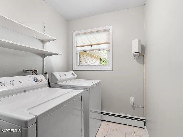 Building Photo - 43 Freeport Ct