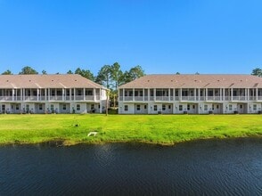 Building Photo - 212 Kara Lake Dr