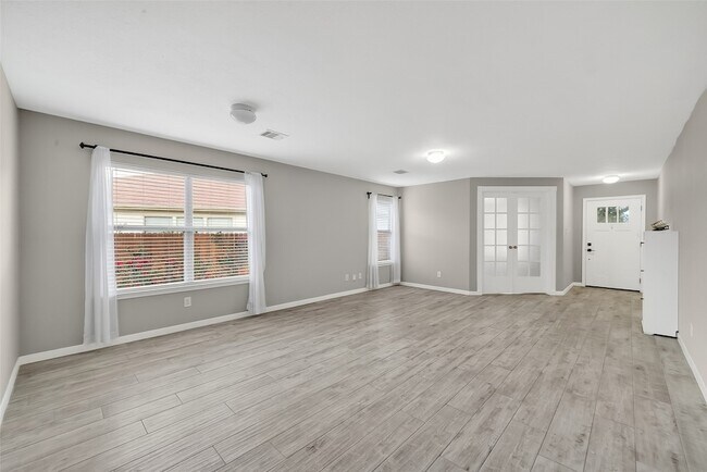 Building Photo - 20610 Moonrise River Ln