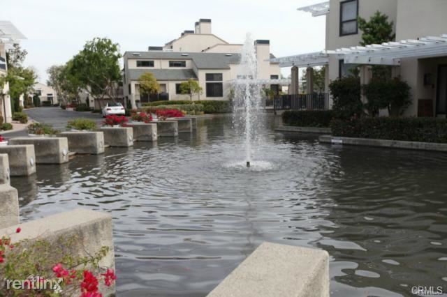 Building Photo - 2 br, 2 bath Townhome - 7 Southwind # 69