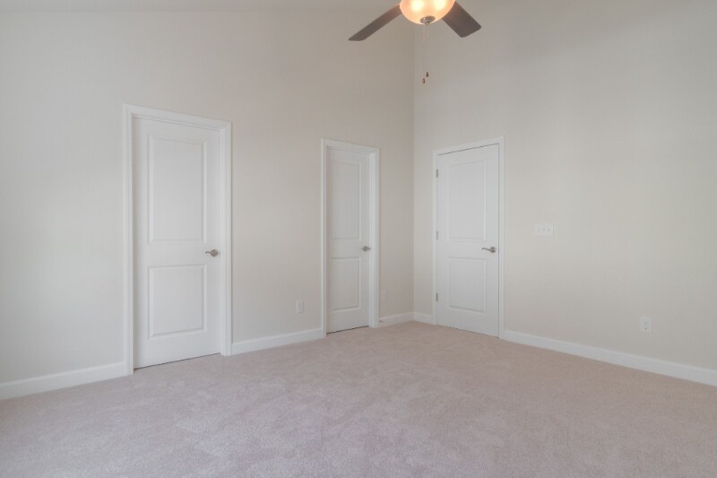 Building Photo - 505 John Adams Dr NW