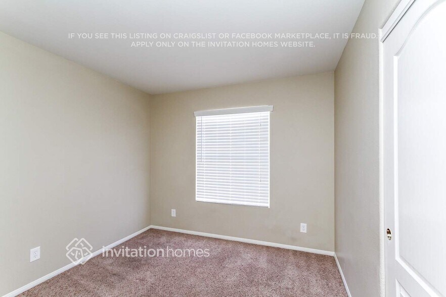 Building Photo - 512 Calypso Dr