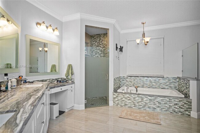 Building Photo - 7759 La Corniche Cir