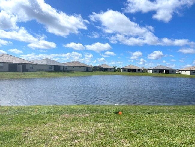 Building Photo - New Construction 2 Bedroom PLUS a Home Office Available in Lorraine Lakes