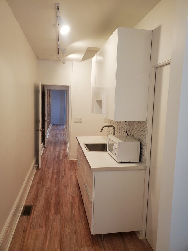 frt sm counter-sink - 4614 Chester Ave