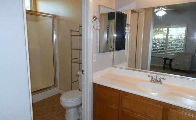 Building Photo - 40587 Bear Creek St