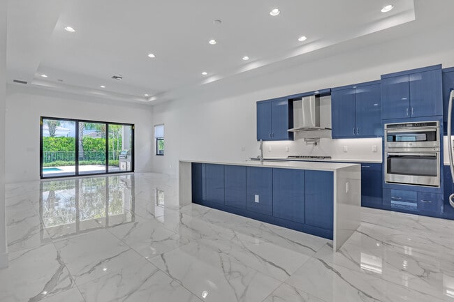 Building Photo - 13501 Artisan Cir