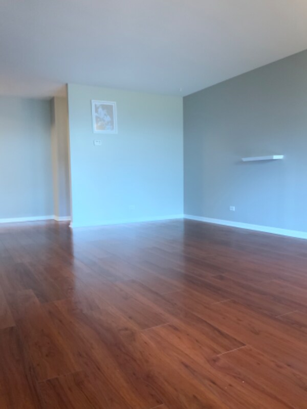 Building Photo - 3108 Roberts Dr