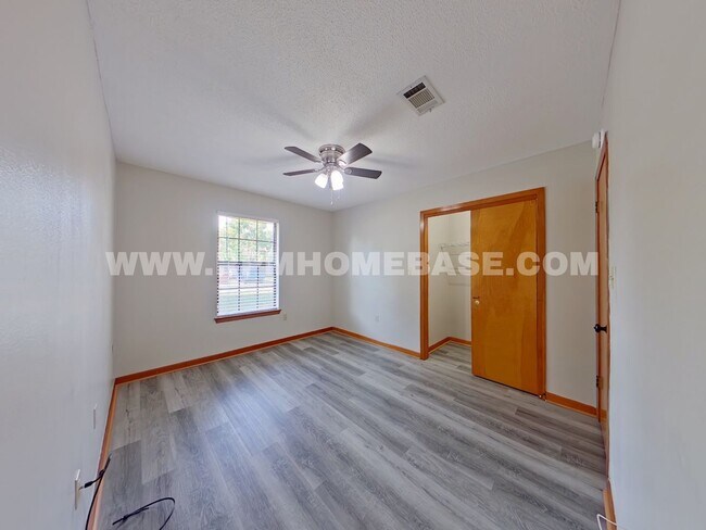 Building Photo - Move-In Special | Charming 3-Bedroom Corner Lot Home with Spacious Backyard and Convenient Location