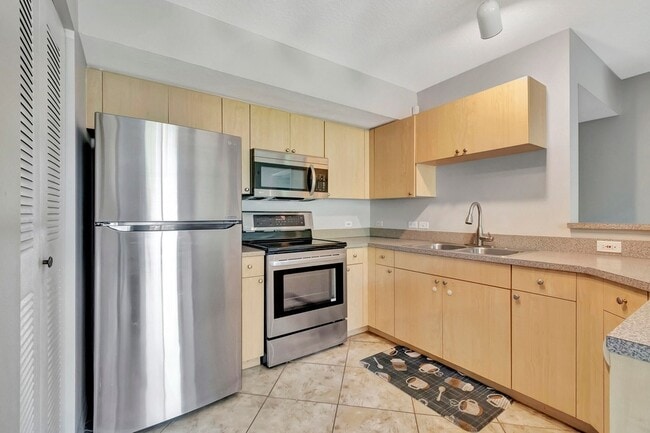 Building Photo - 116 Villa Cir