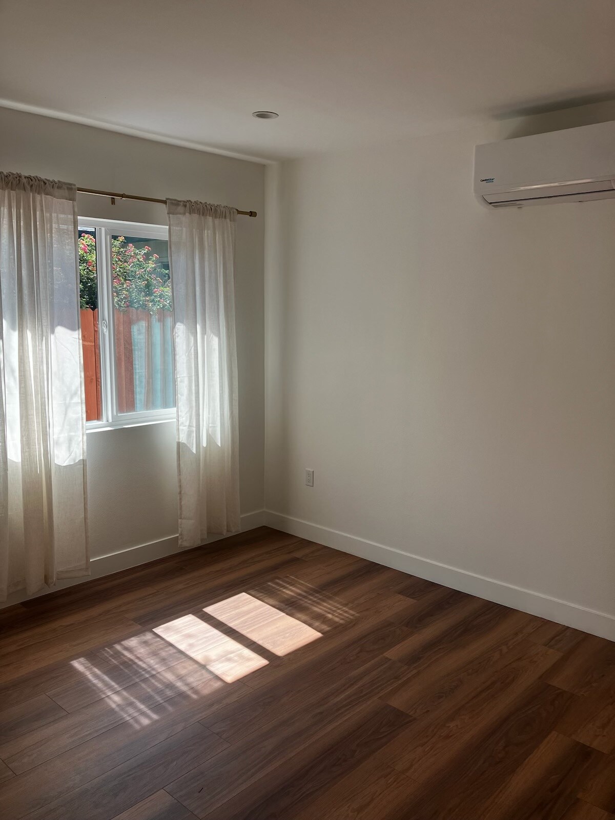 Building Photo - 22427 Dolorosa St