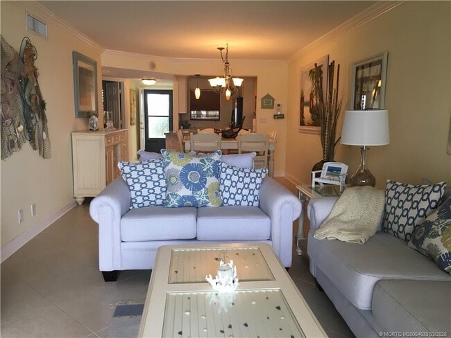 Building Photo - 9400 S Ocean Dr