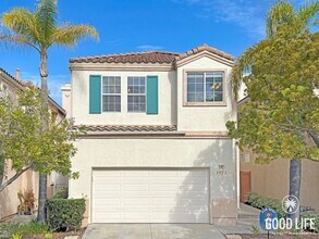 Building Photo - Spacious 4BR Home in Central Mira Mesa