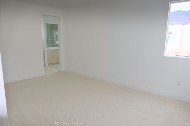 Building Photo - Canyon View Estates, Unfurnished, long Term