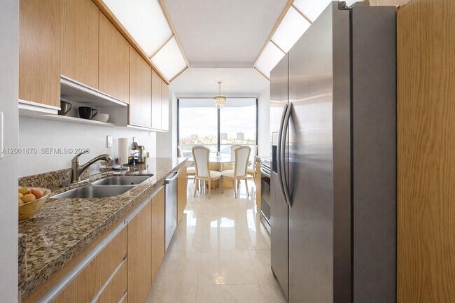 Building Photo - 19707 Turnberry Way