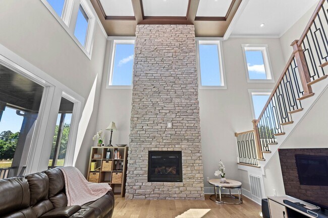 Building Photo - 2085 Kelsey court