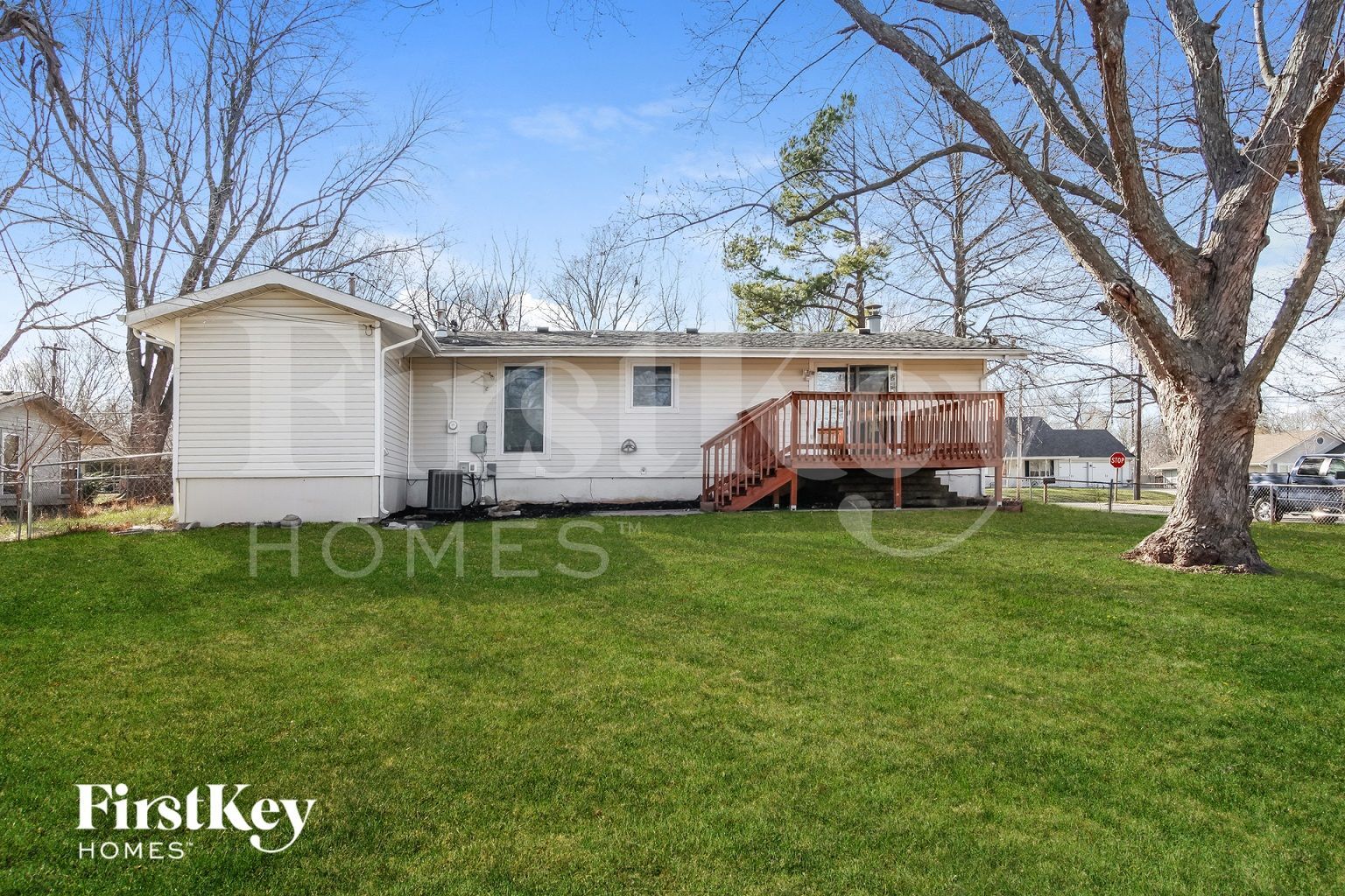 Building Photo - 703 Hamblen Rd