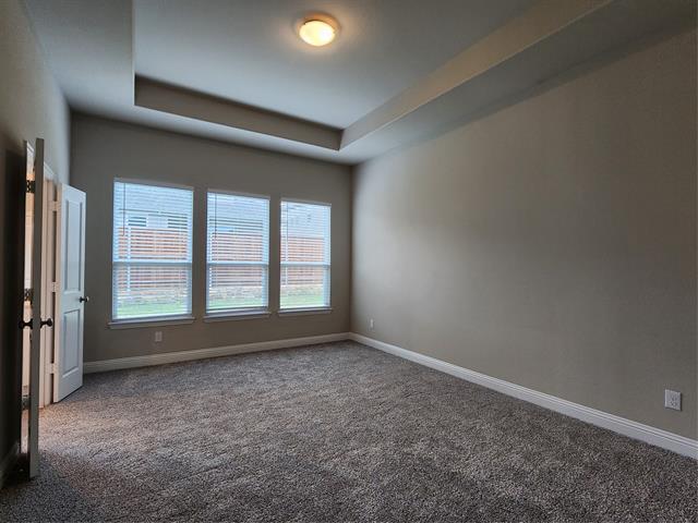 Building Photo - 724 Fencerow Trl