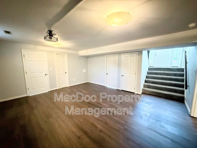 Building Photo - 11114 Ascot Cir