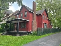 Building Photo - 63 Brighton St