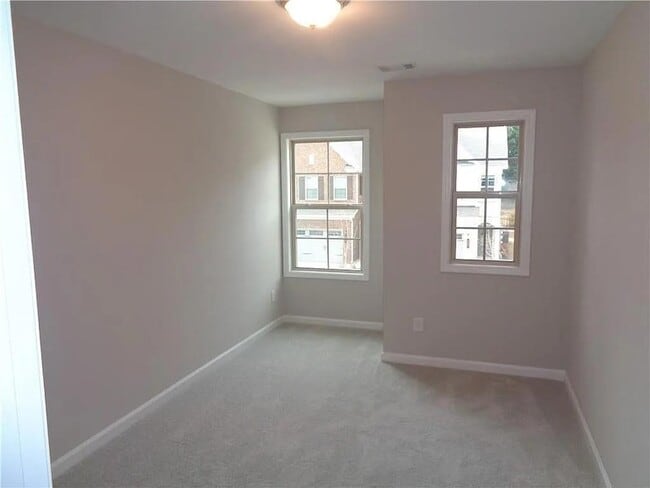 Building Photo - 669 Lansing Grove Way