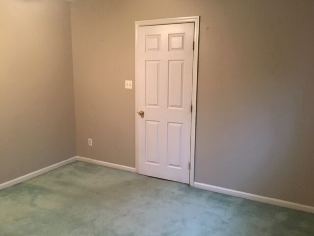 Building Photo - 742 3rd St