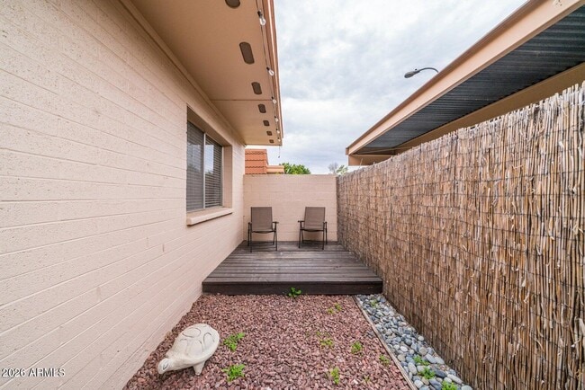 Building Photo - 1621 E Dunbar Dr