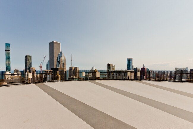 Building Photo - 300 N State St