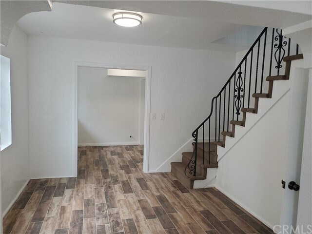 Building Photo - 1309 S Woods Ave