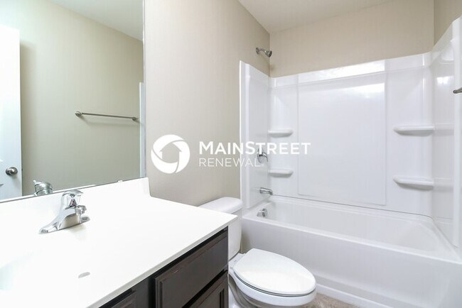 Building Photo - 3 Bedroom Pet-Friendly Home in Winston-Salem, NC with Main Street Renewal