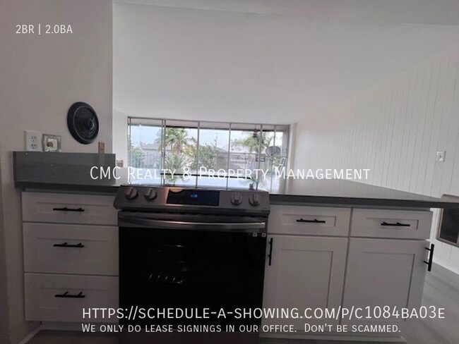 Building Photo - 5400 E The Toledo