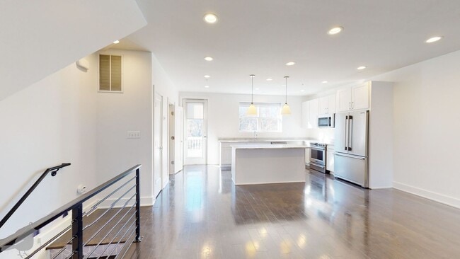 Building Photo - Stunning and Spacious Duplex in Brookland w/ Parking!