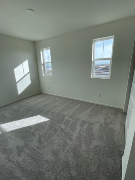 Building Photo - 17332 W 93rd Pl