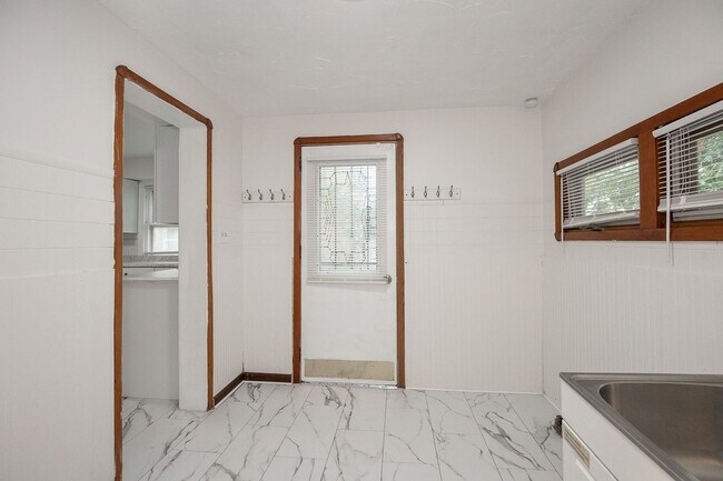 Building Photo - 21180 Westport Ave