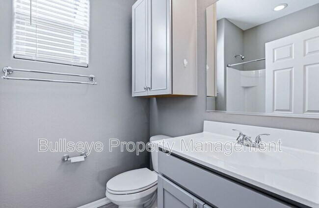 Building Photo - 304 N 78th Pl