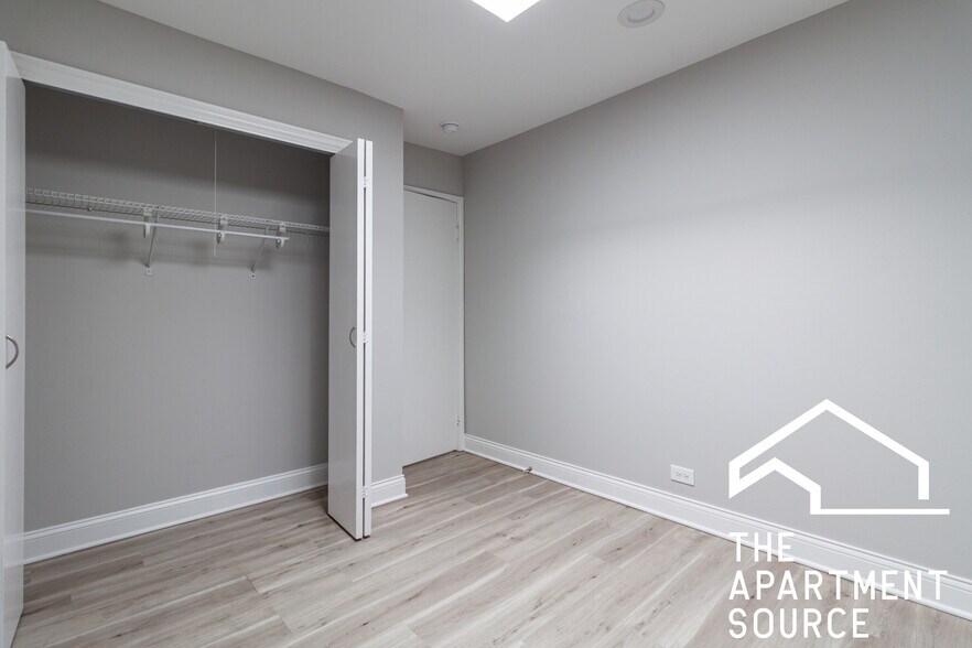 Building Photo - 744 W Gordon Ter