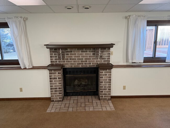 Building Photo - 13831 S Mallard Dr