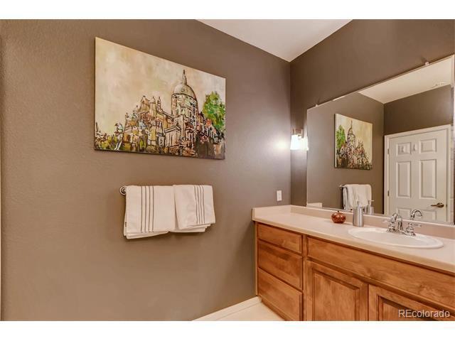 Building Photo - 3870 S Dayton St