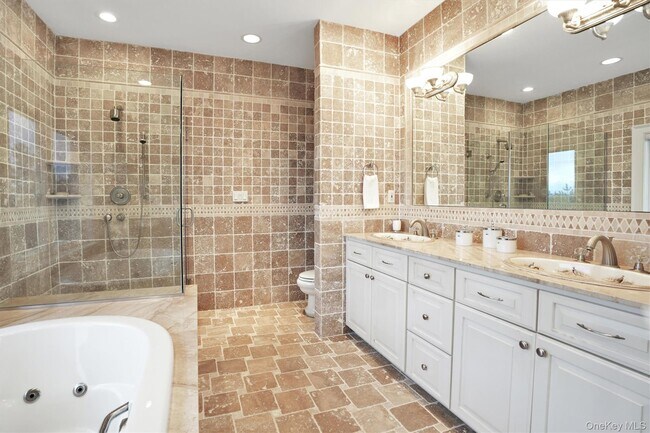 Building Photo - 605 Dune Rd