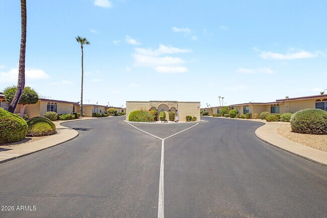 Building Photo - 13622 N 98th Ave